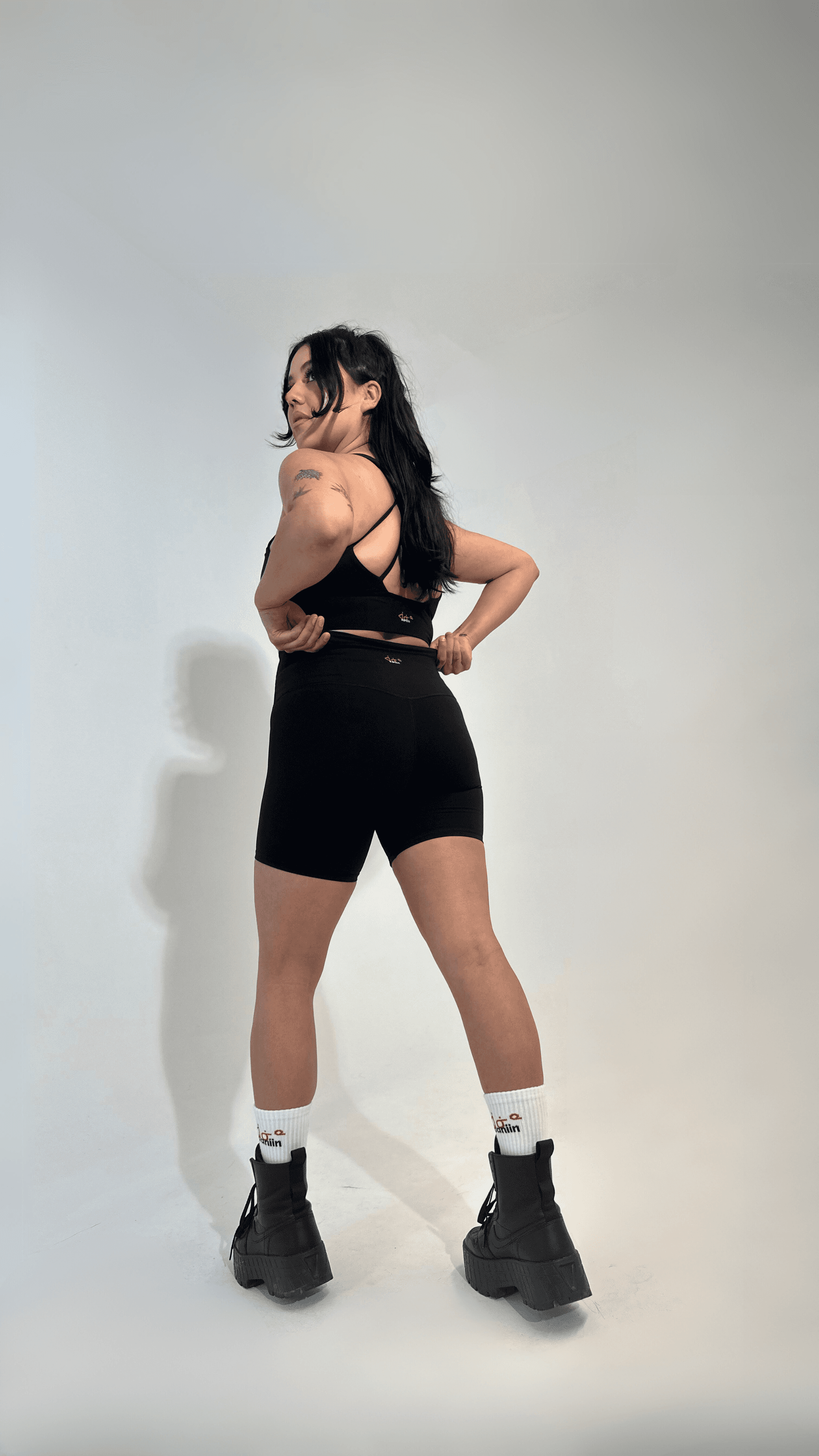 aaniin biker short